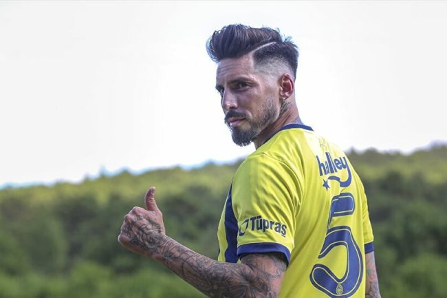 Fenerbahçe'de Jose Sosa'nın temsilcisinden ayrılık cevabı!